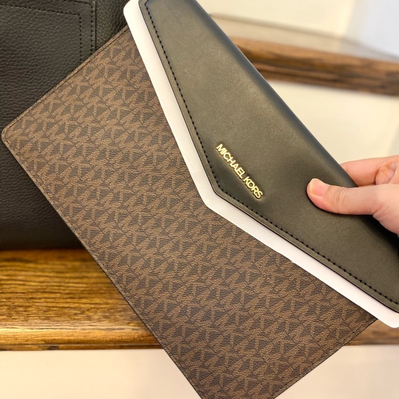 Michael Kors Maisie Large 3-in-1 Tote Bag - Picture 5 of 11